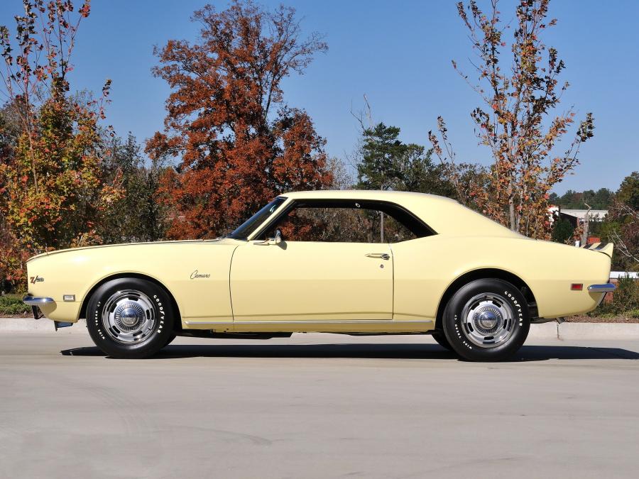  Chevrolet Camaro Z28 1968 года  (фото 17 из 30)